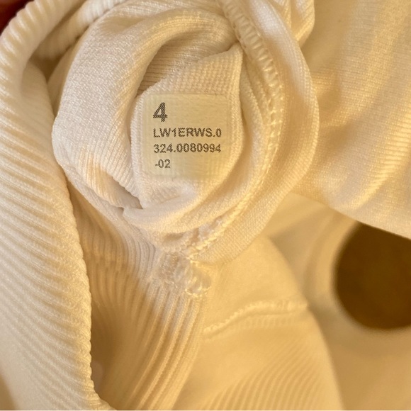 lululemon Ebb to Street Scoop-Neck Cropped Tank Top White Size 4 - Picture 6 of 9